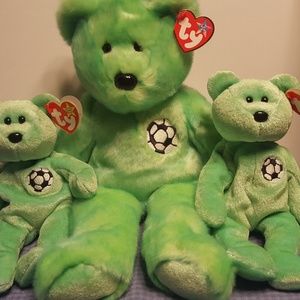 "KICKS" RETIRED BEANIE BABIES